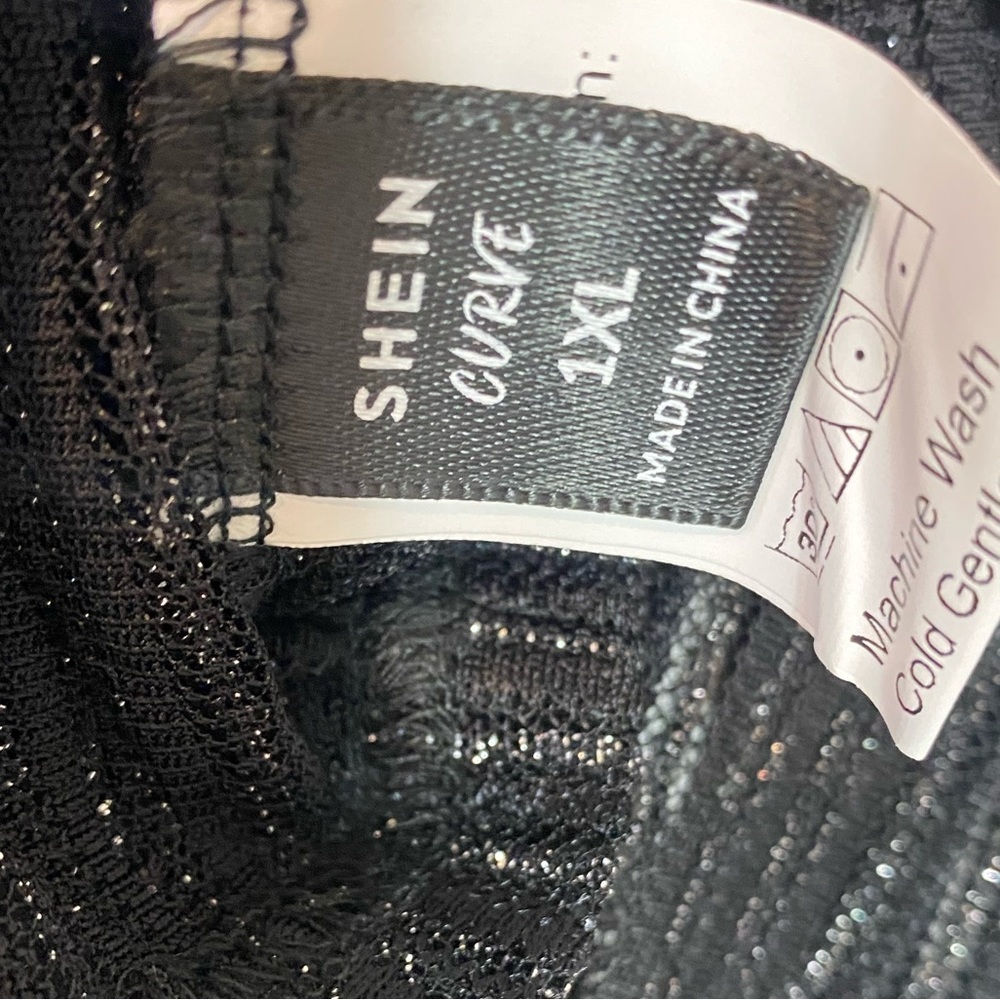 SHEIN Plus Size Glitter Mesh Stripped Crop Top - Picture 3 of 3